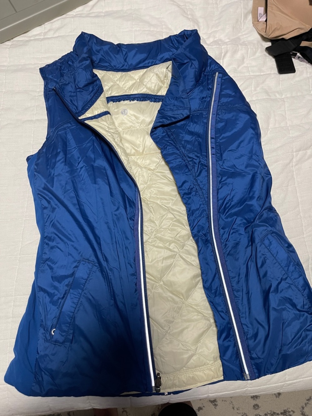 Lululemon Blue Women's Lightweight Quilted reversible Vest